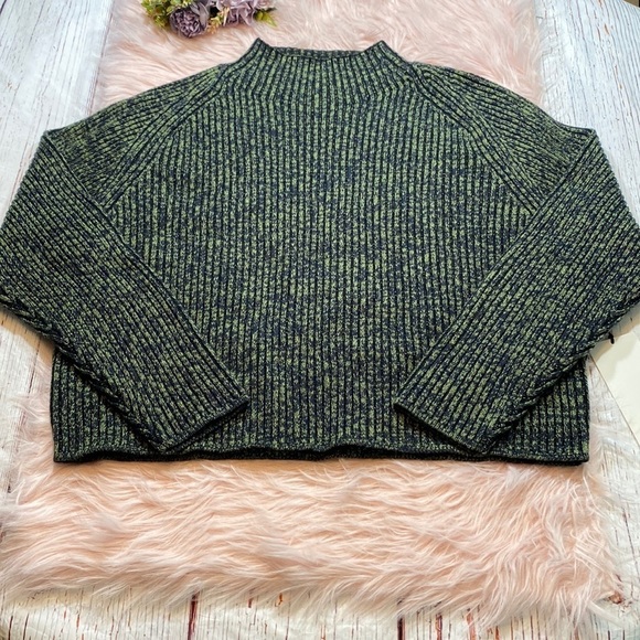 NWT Lululemon Cotton Cashmere Blend Mock Neck Sweater Heather Green sz 20 - Picture 1 of 13